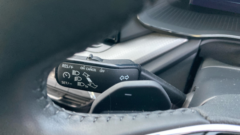 Skoda Octavia 1.4 TSI iV SE Technology DSG 5dr Estate